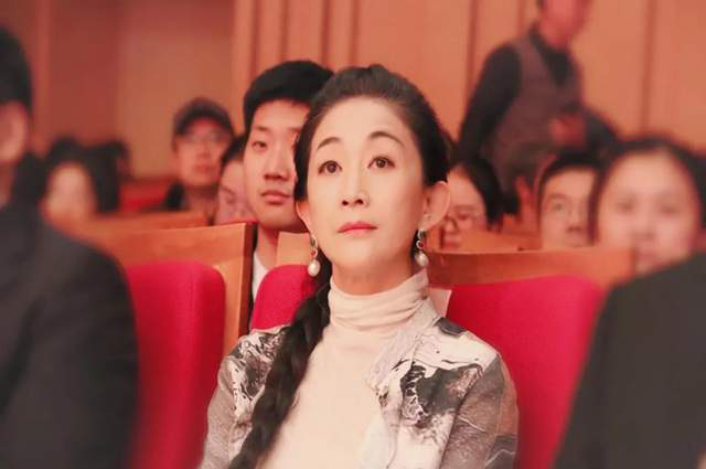 控制饮食20年无所畏惧陈瑾再出圈有气质的人越老越耐看(图3)
