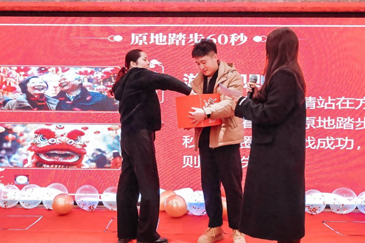 为什么现在的餐饮火锅店都普遍没什么生意？(图1)