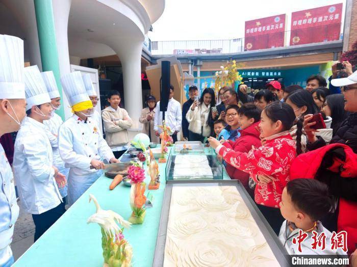 三亿体育入口：464道非遗特色美食亮相广西南宁(图3)